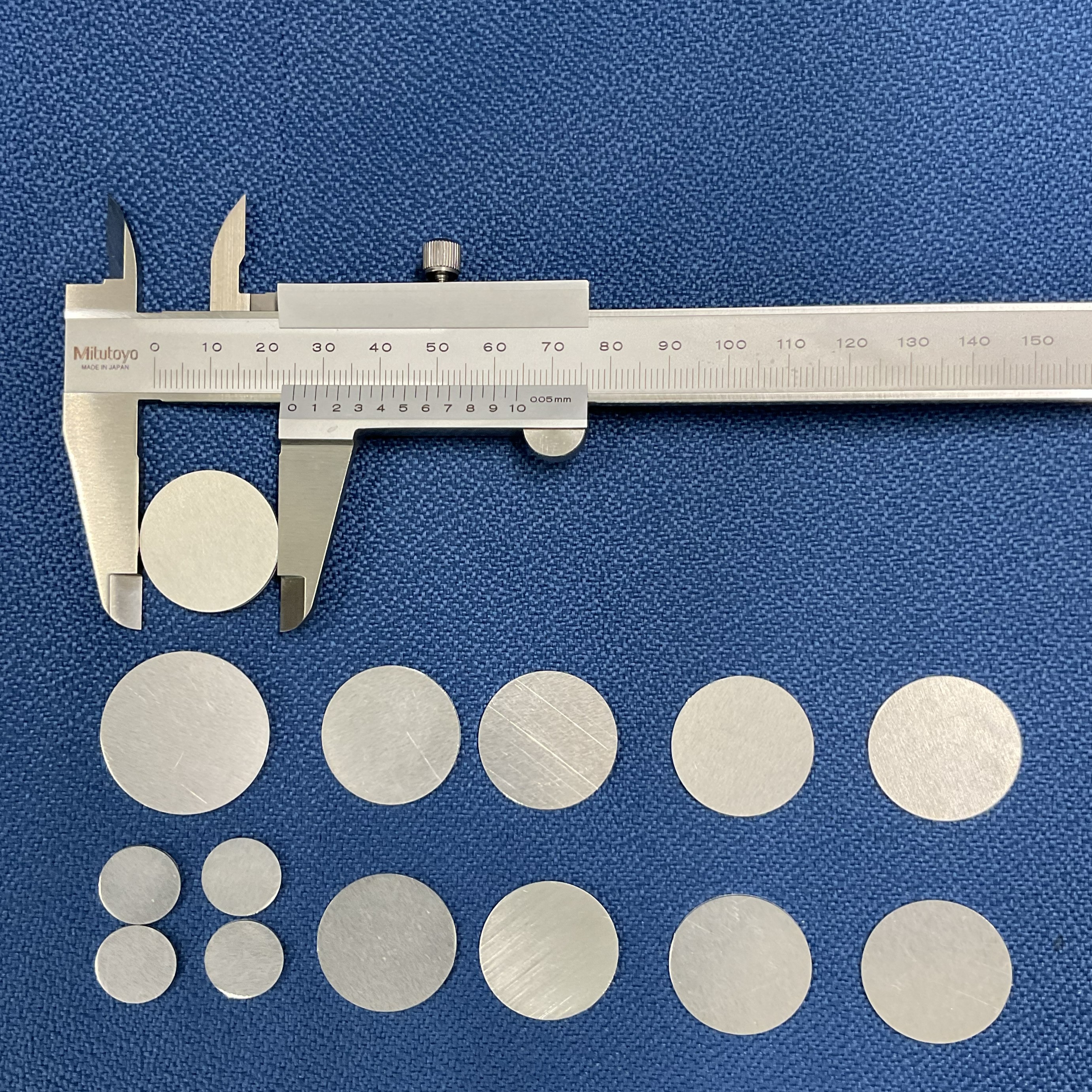 アルミ 円板直径27mmなど